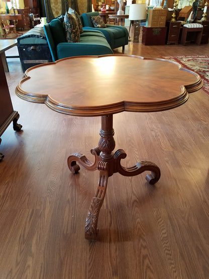 Flower Round Table